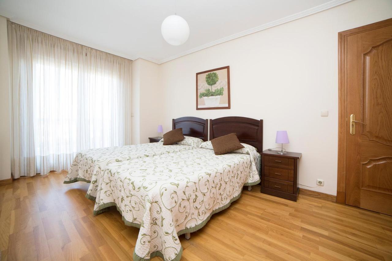 Apartamentos Ria De Bayona Baiona Esterno foto