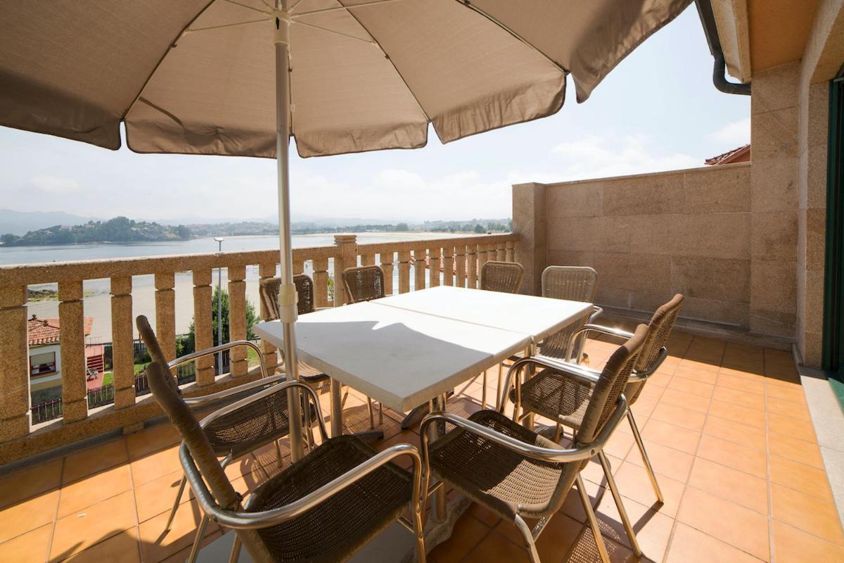 Apartamentos Ria De Bayona Baiona Esterno foto