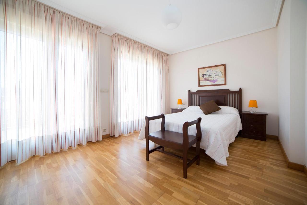 Apartamentos Ria De Bayona Baiona Esterno foto
