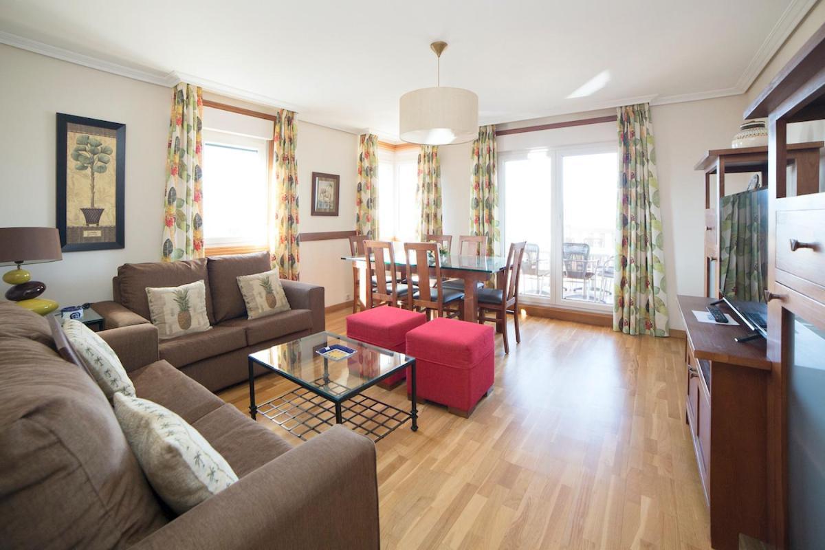 Apartamentos Ria De Bayona Baiona Esterno foto